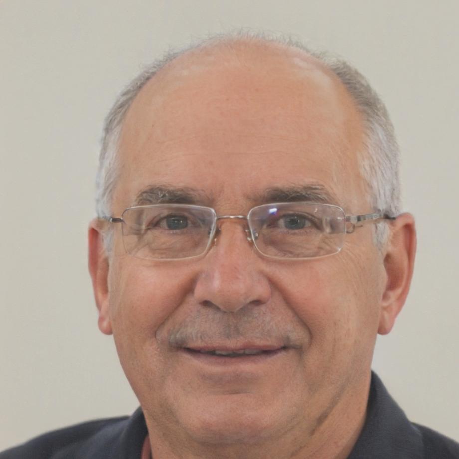 Ritratto di Raffaele Montanaro, Direttore Creativo Senior